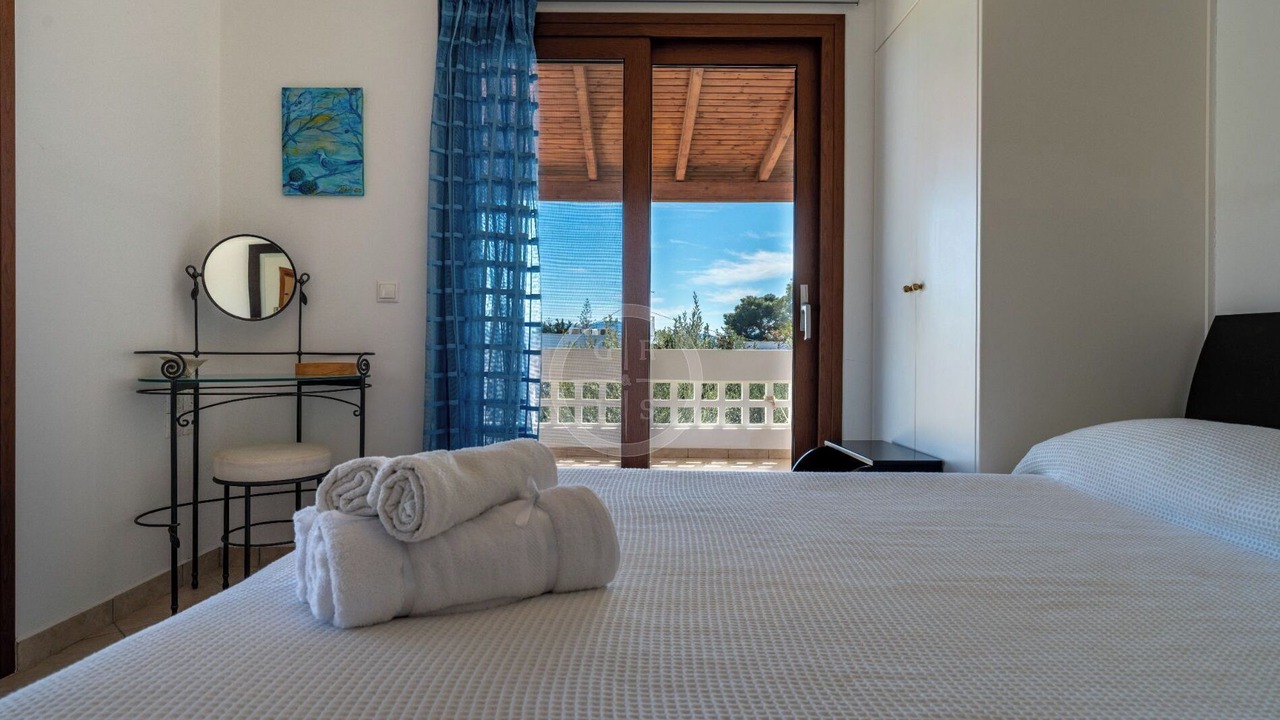 Photo of Bedroom in Plepi