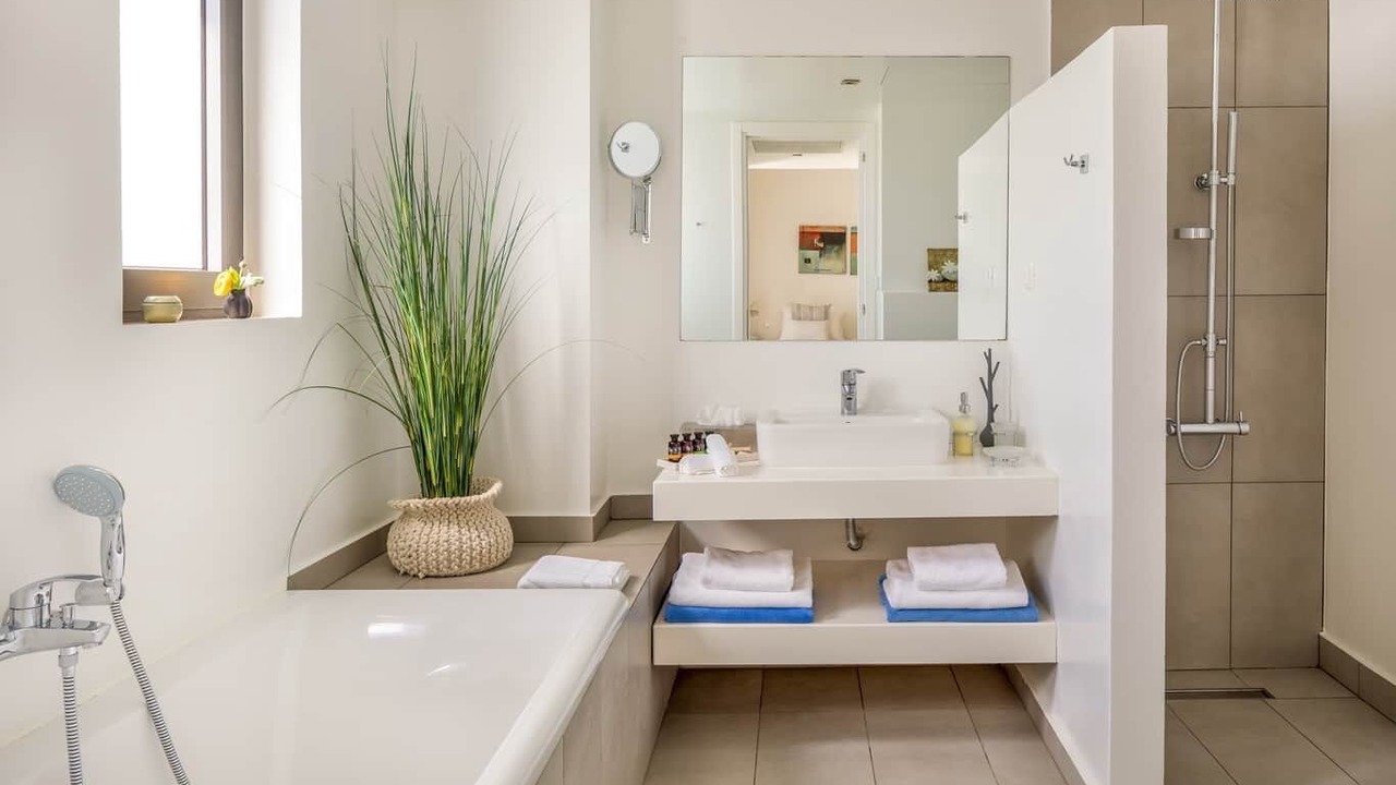 Photo of Bathroom in Plaka