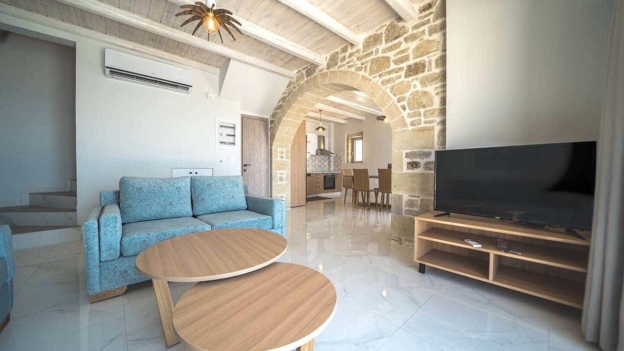 Photo of Livingroom in Platanos