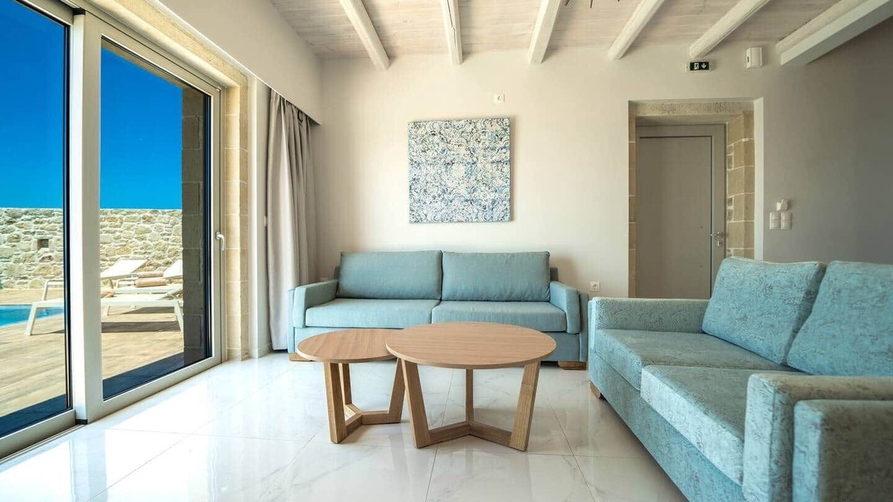 Photo of Livingroom in Platanos