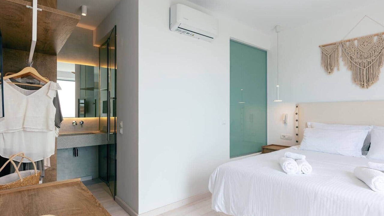 Photo of Bedroom in Kato Daratso