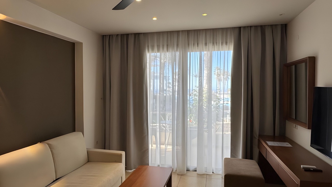 Photo of Livingroom in Malia