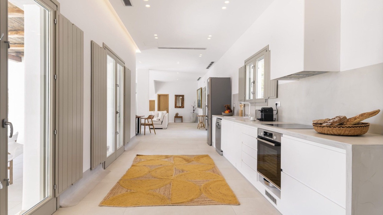 Photo of Kitchen in Ornos