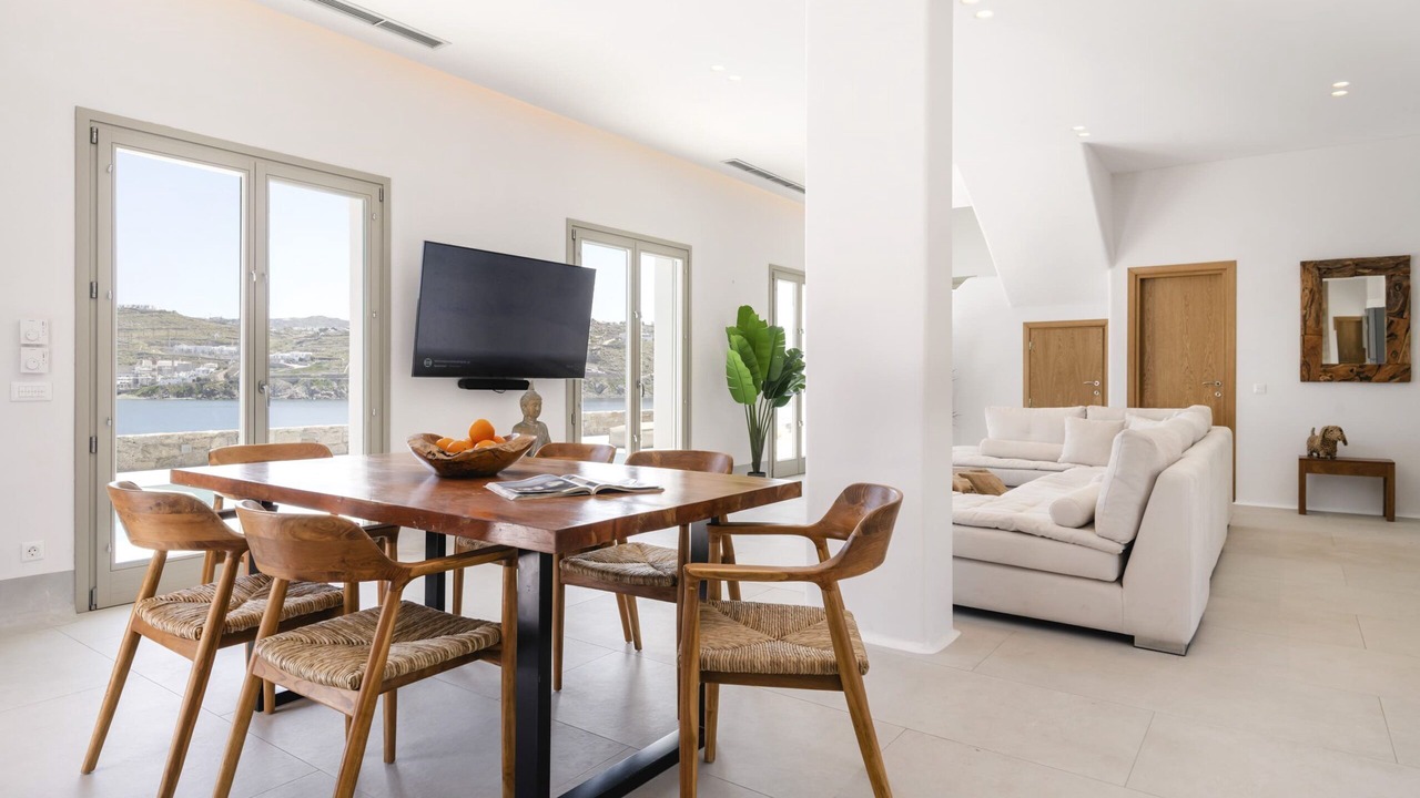 Photo of Livingroom in Ornos