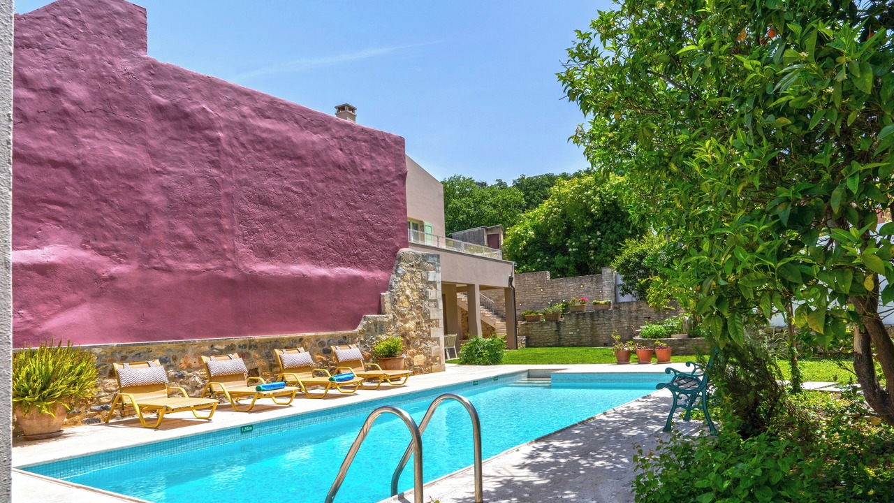 Photo of Outdoor in Armenoi