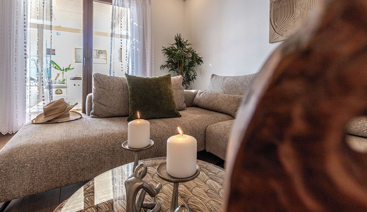 Photo of Livingroom in Milos