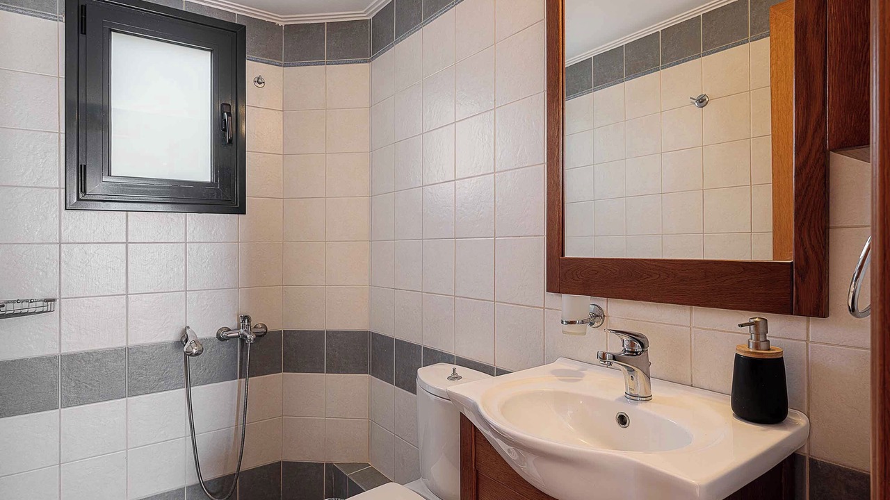 Photo of Bathroom in Kamisiana