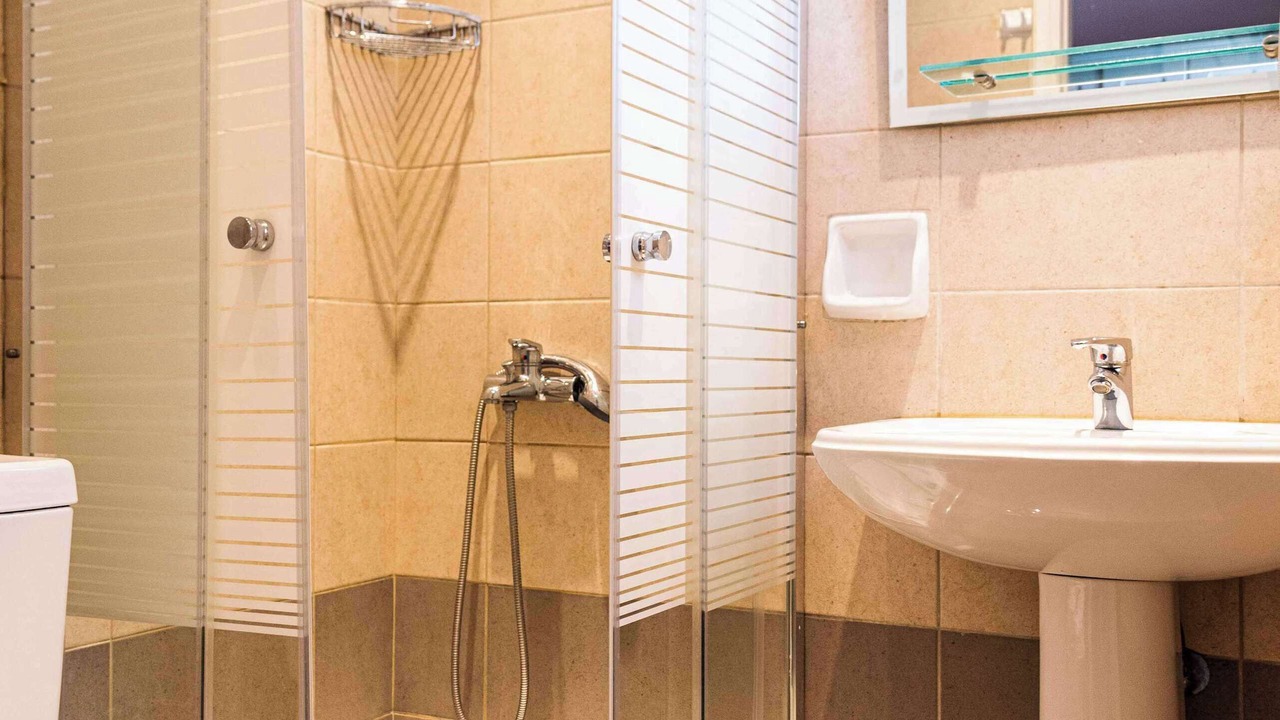 Photo of Bathroom in Gardenos
