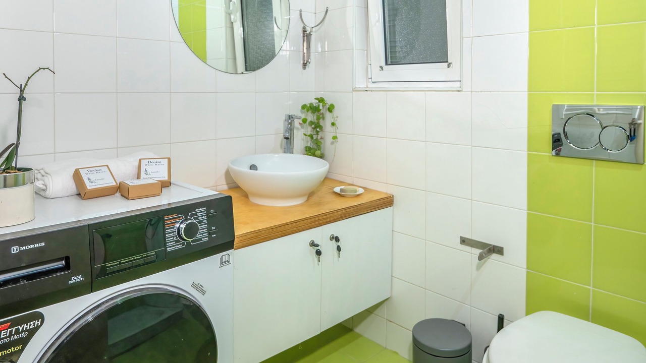 Photo of Bathroom in Platanes