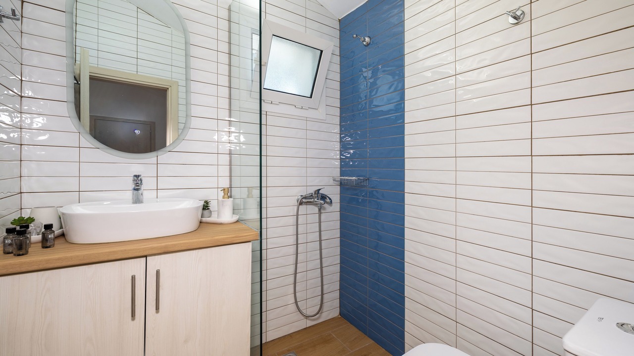 Photo of Bathroom in Romirion