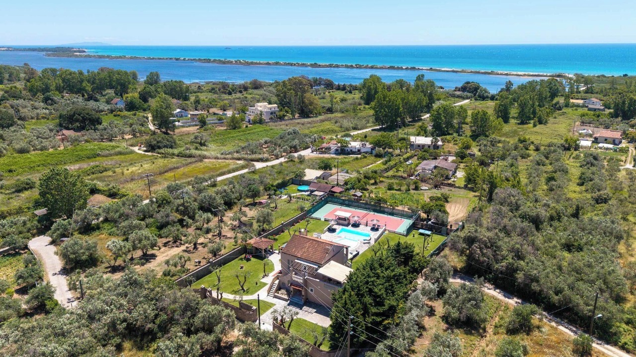 Photo of Outdoor in Chalikounas