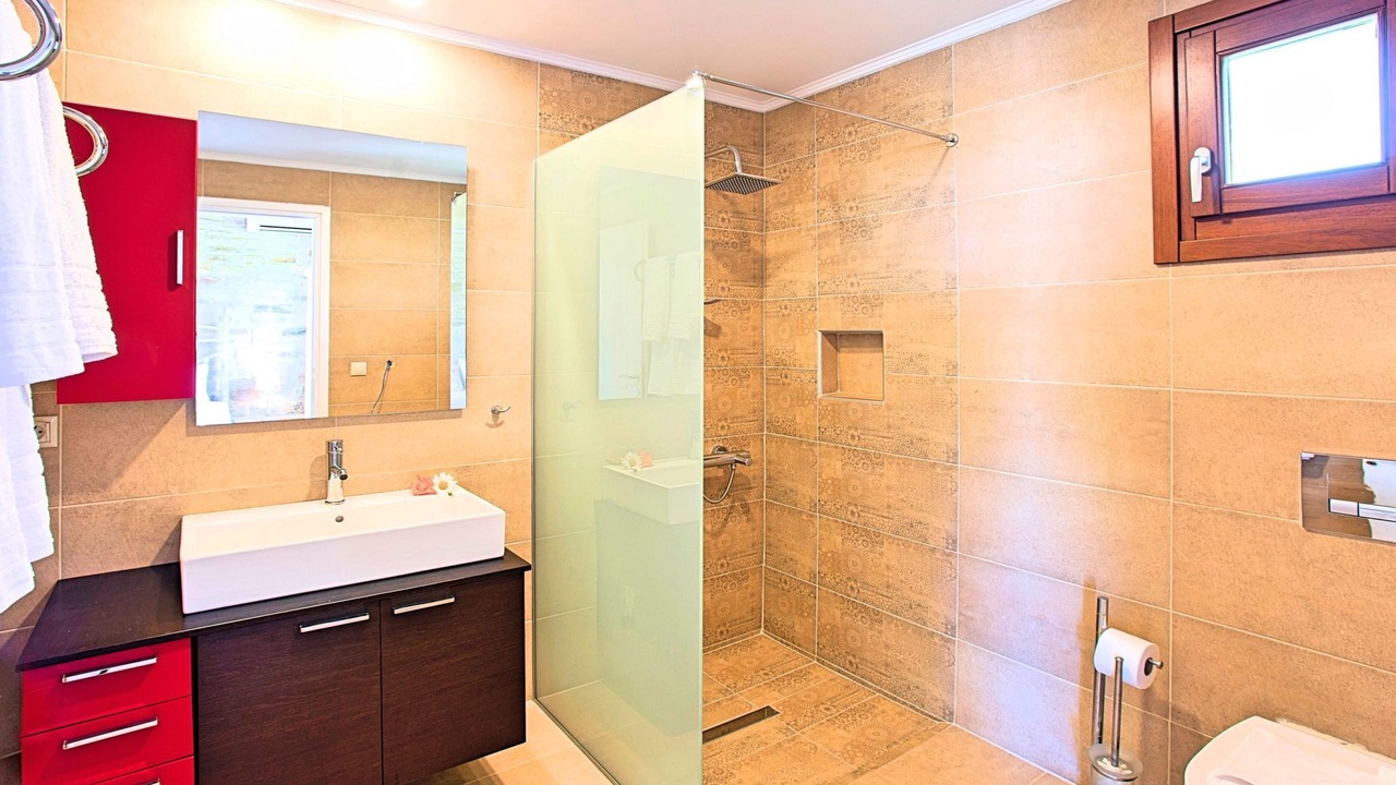 Photo of Bathroom in Kavallos