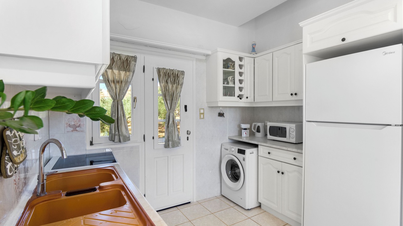 Photo of Kitchen in Piso Livadi