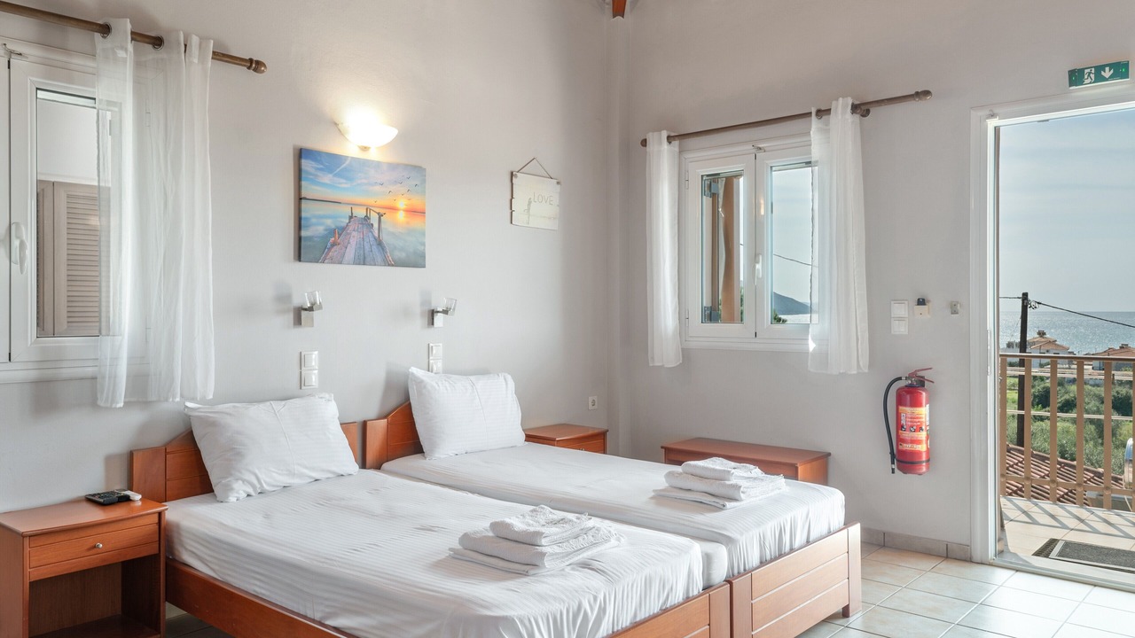 Photo of Bedroom in Foinikounta