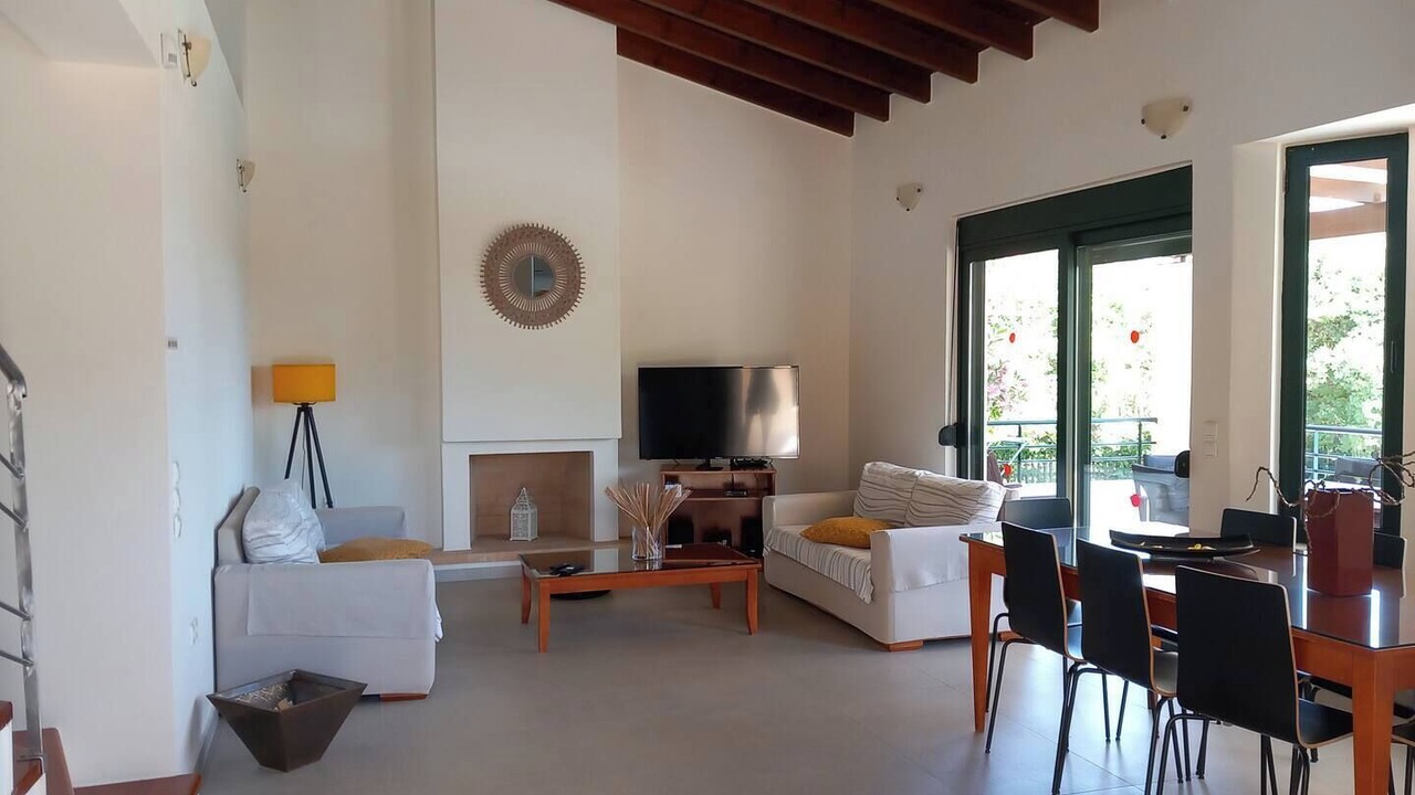 Photo of Livingroom in Pyrgos Psilonerou