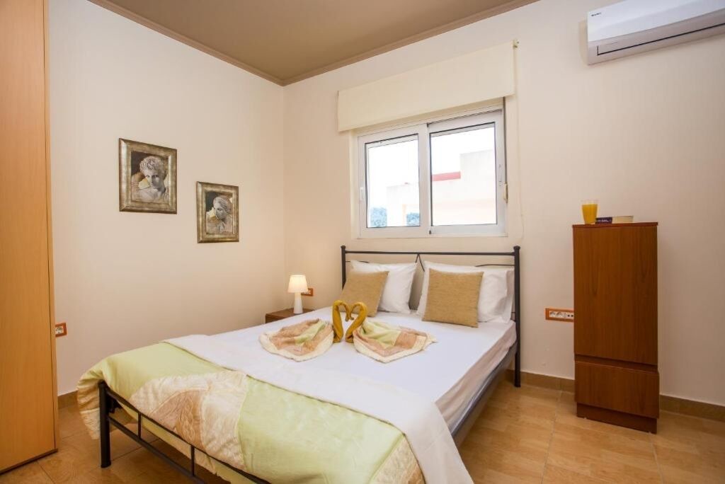 Photo of Bedroom in Rhodes Town