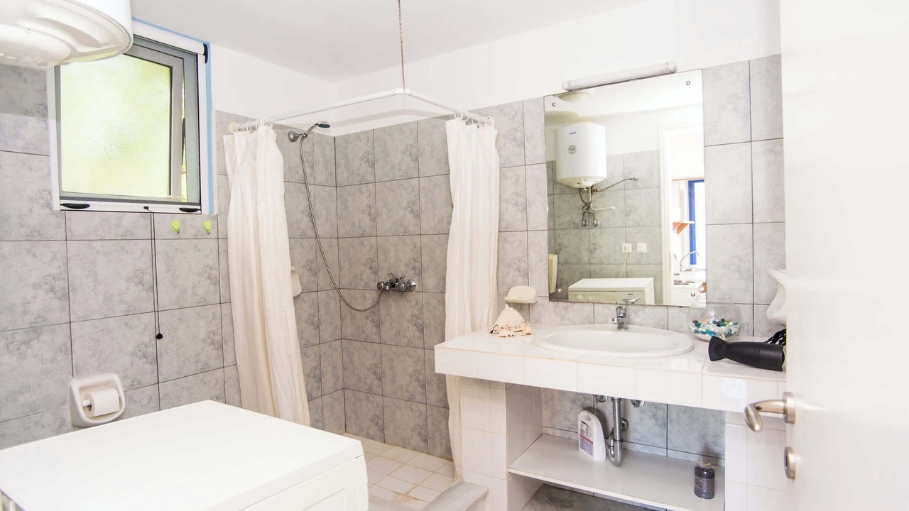 Photo of Bathroom in Kerameies