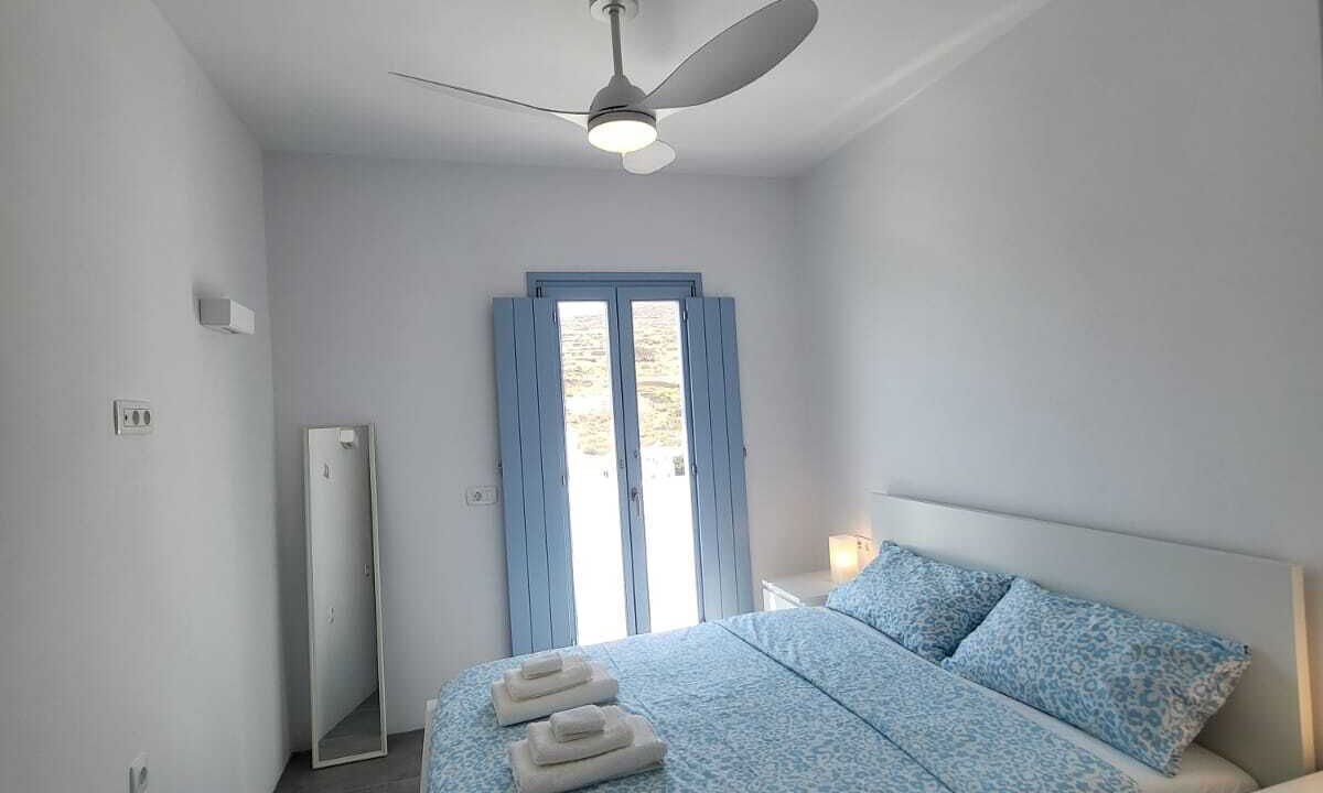 Photo of Bedroom in Folegandros