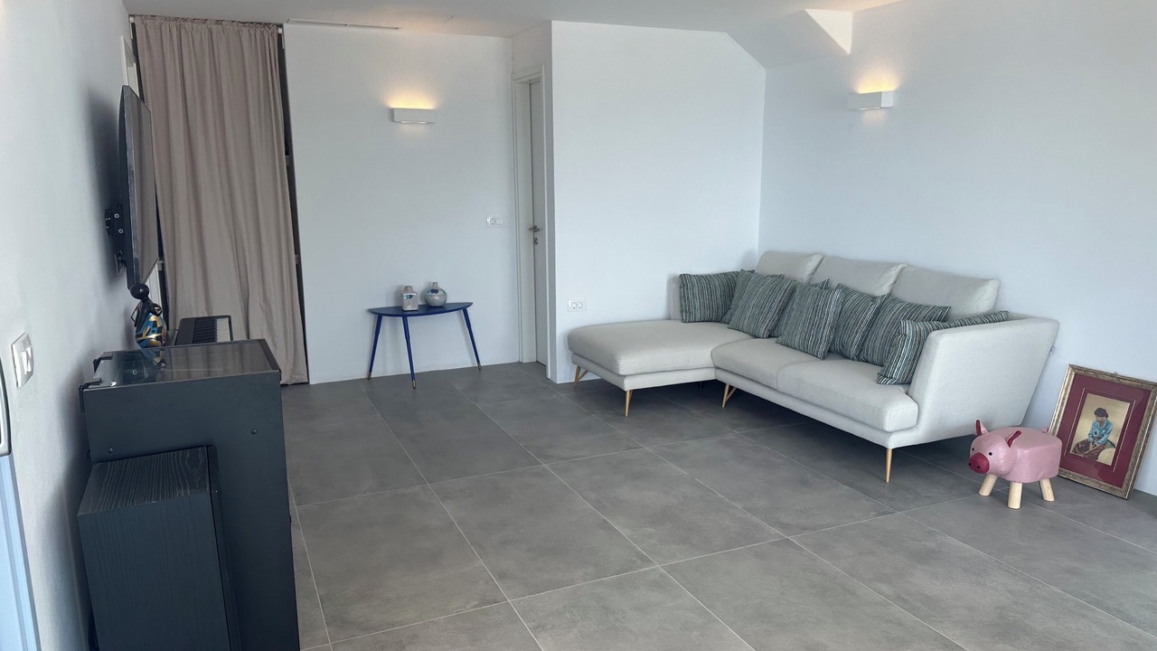 Photo of Livingroom in Folegandros