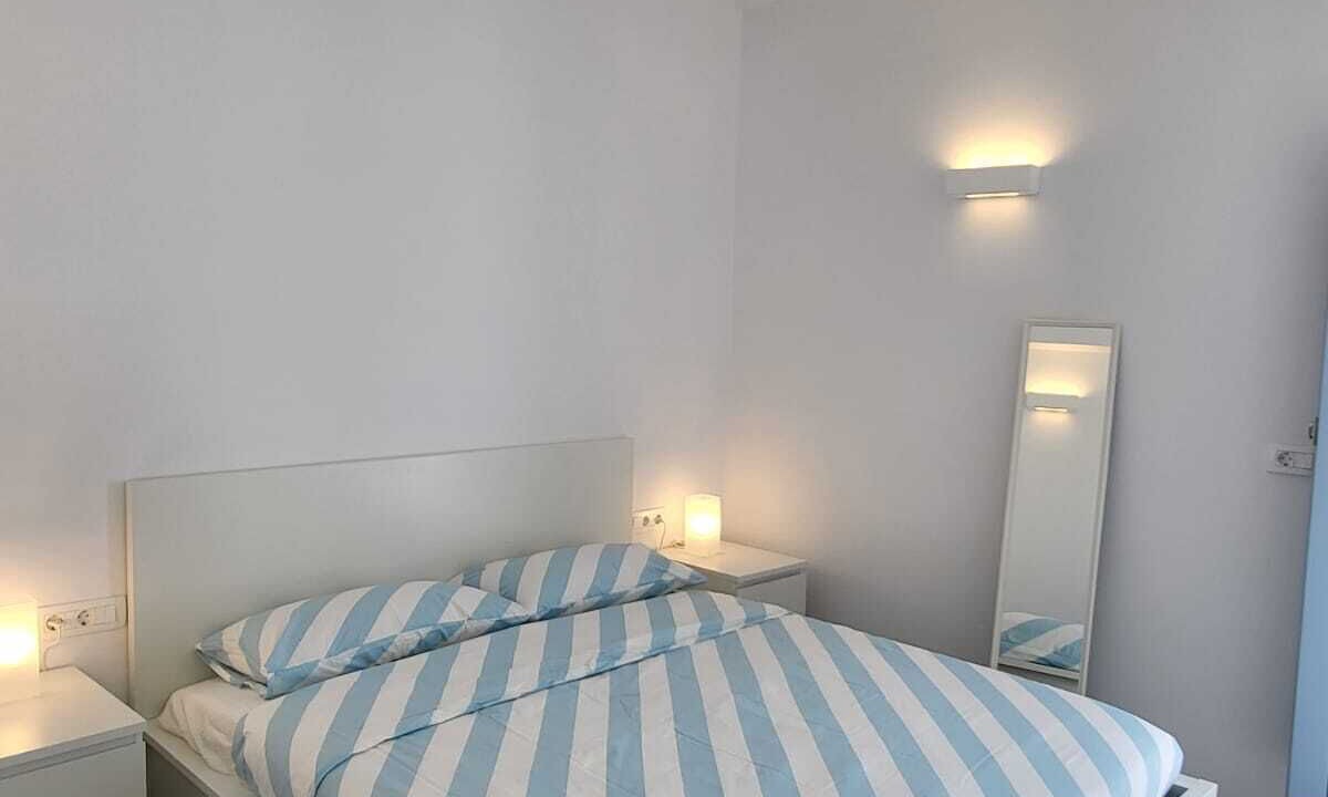 Photo of Bedroom in Folegandros
