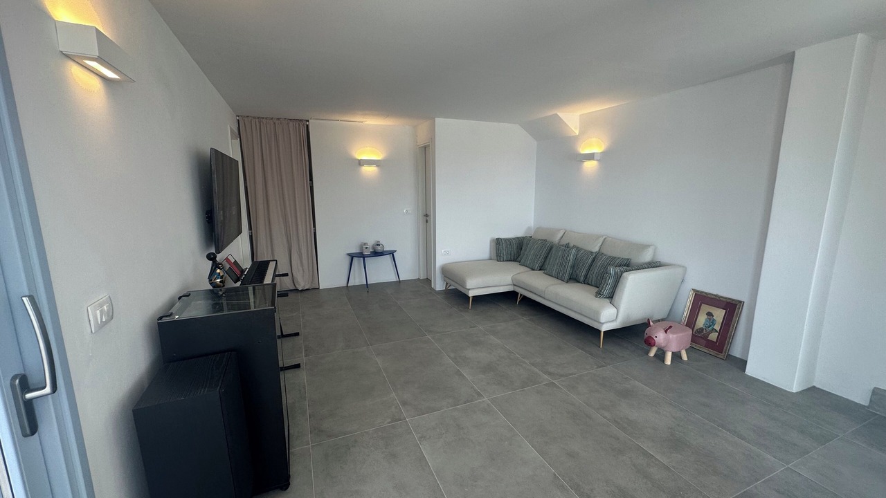 Photo of Livingroom in Folegandros