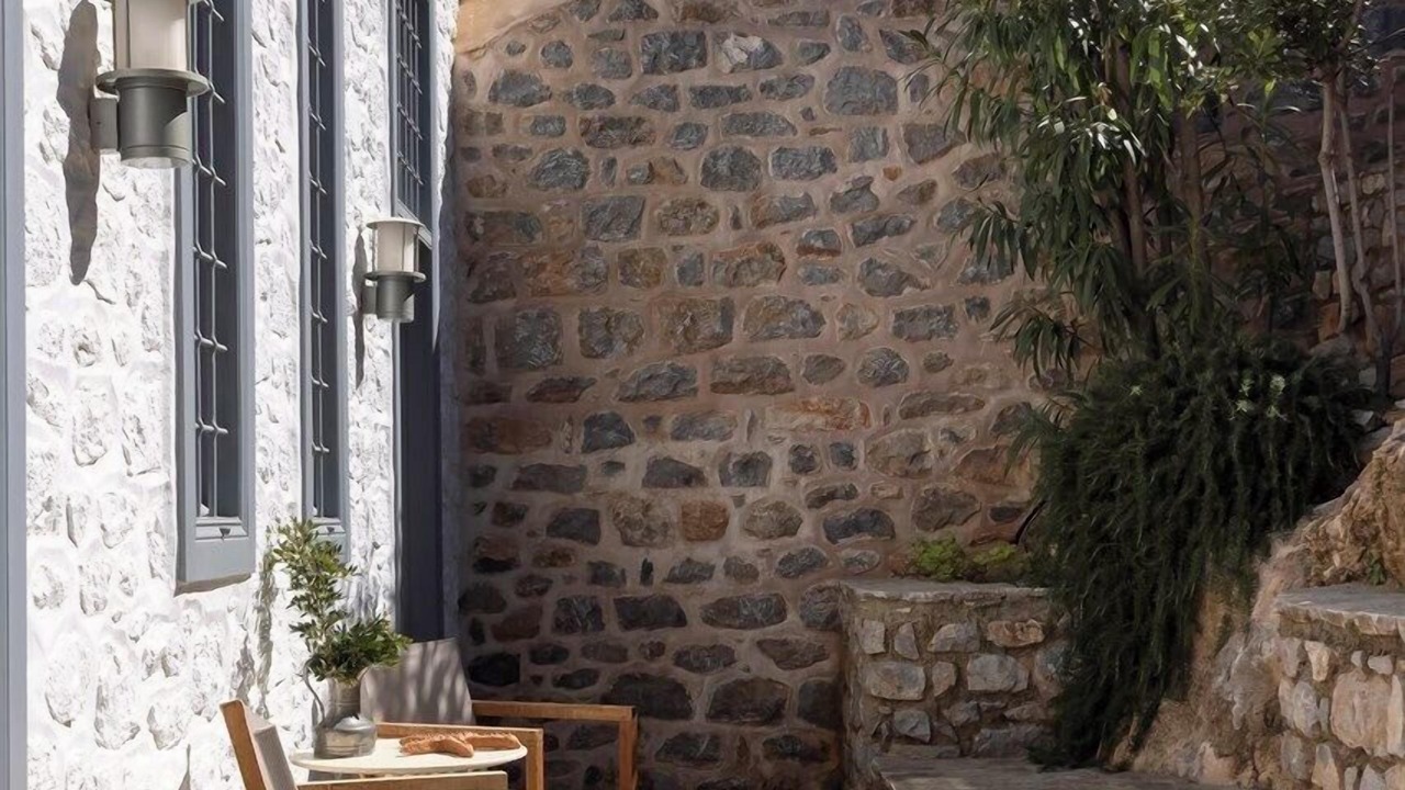 Photo of Others in Hydra