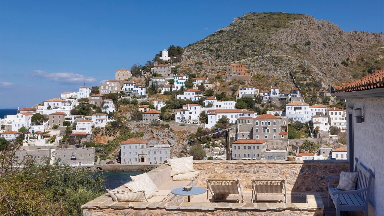 Photo of Others in Hydra