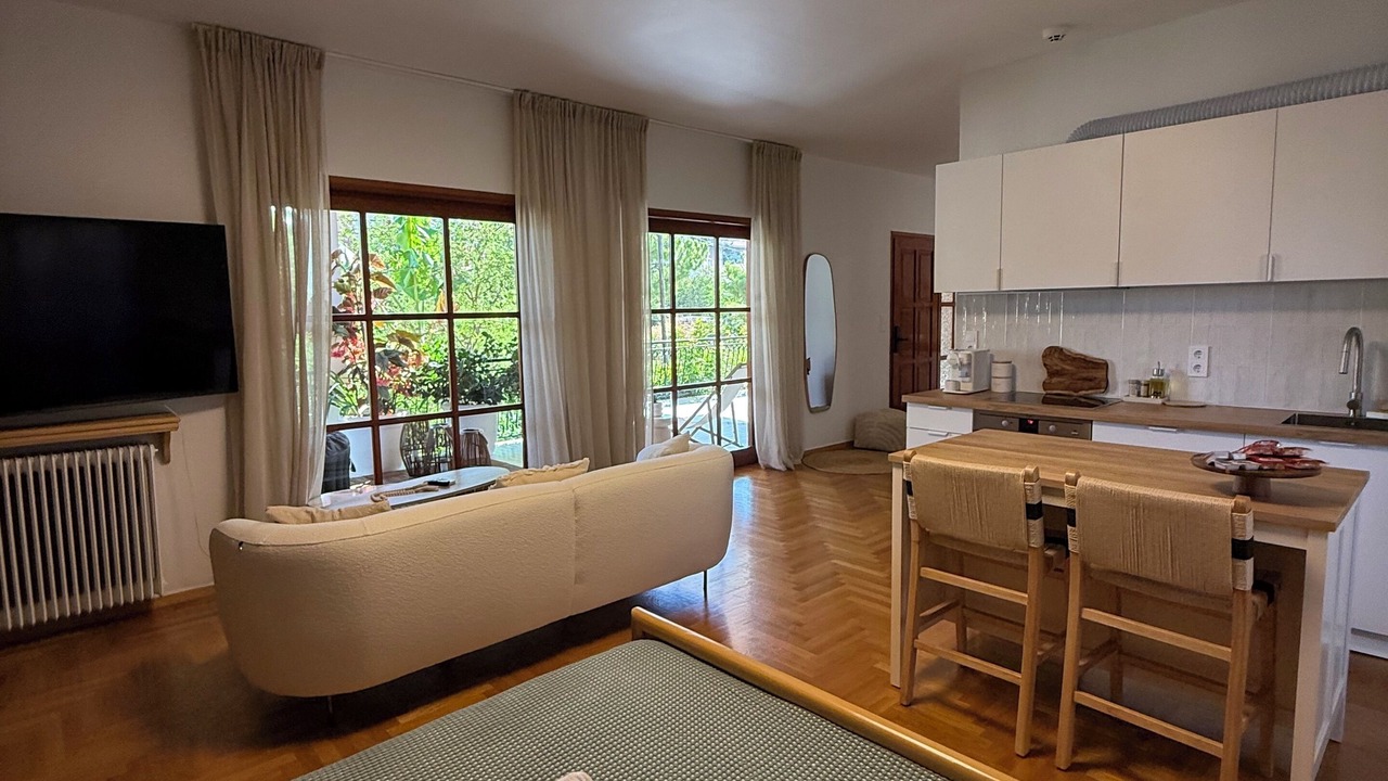 Photo of Livingroom in Paiania