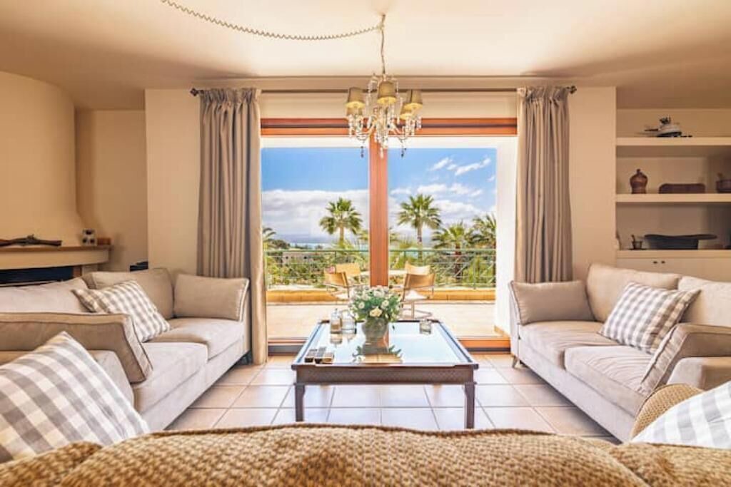 Photo of Livingroom in Rodhia