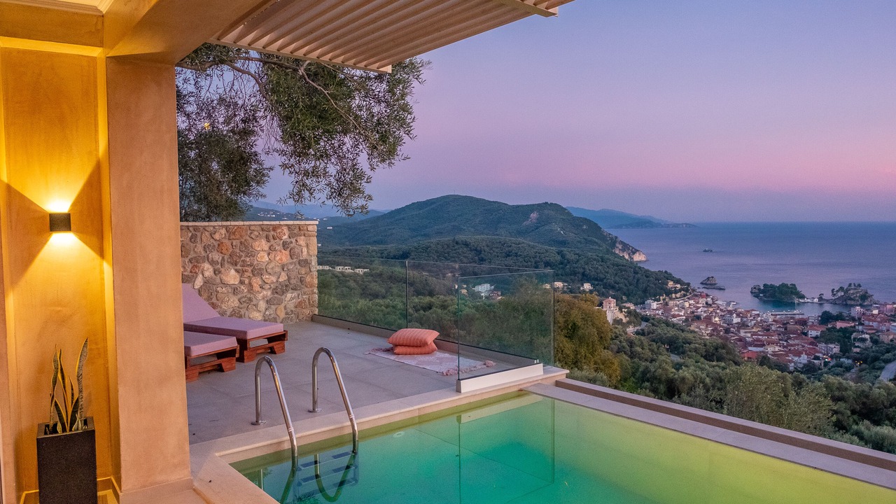 Photo of Livingroom in Parga