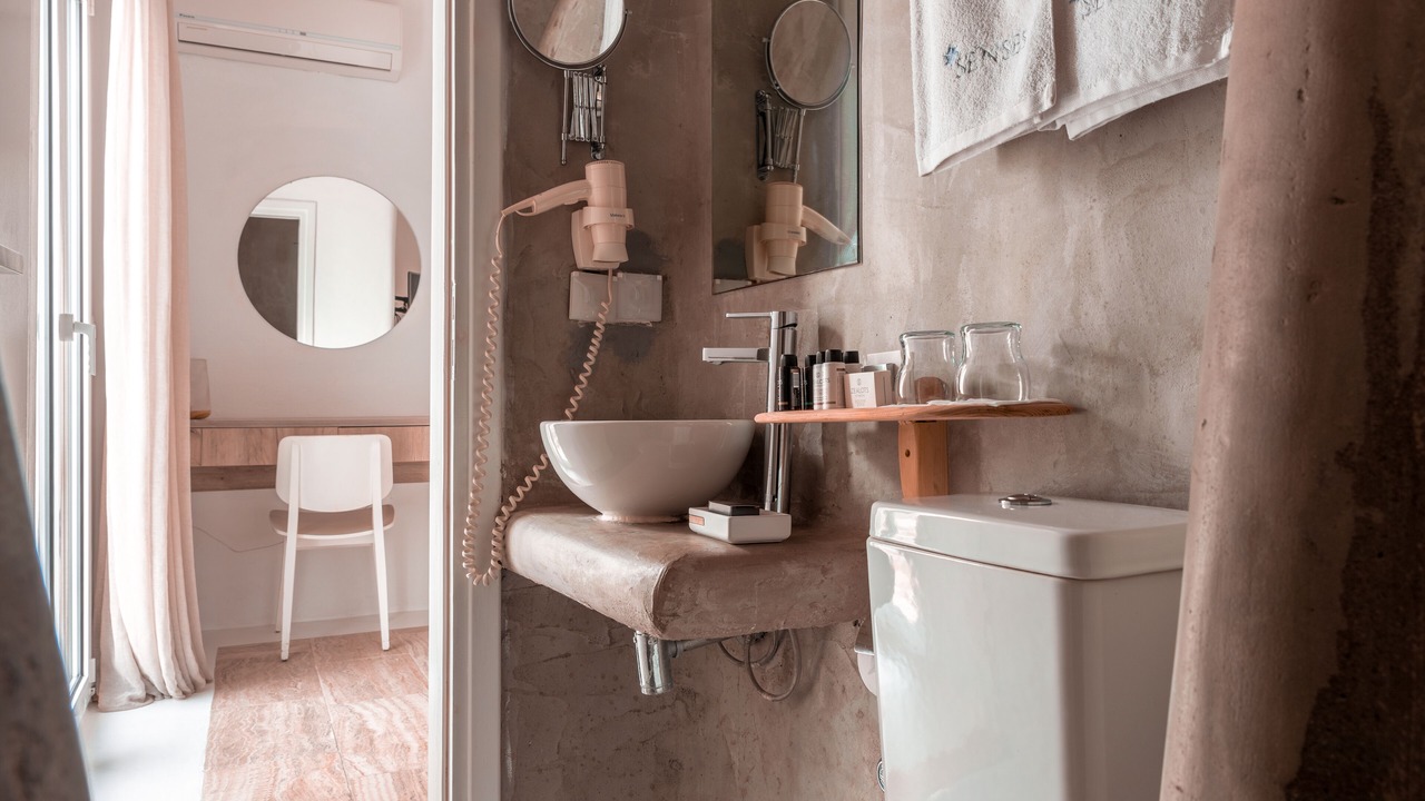Photo of Bathroom in Elia