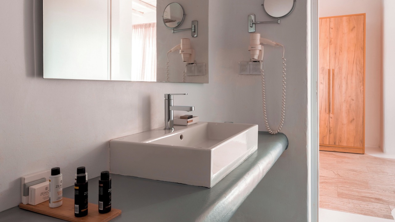 Photo of Bathroom in Elia