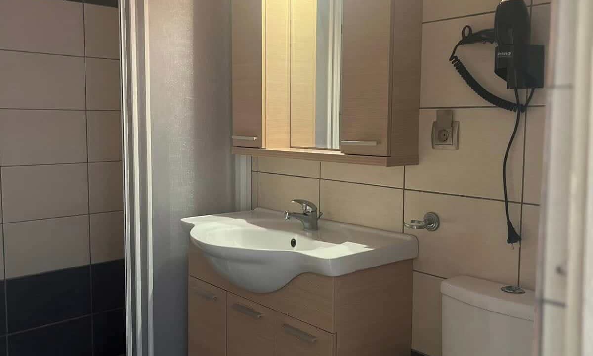 Photo of Bathroom in Olympi