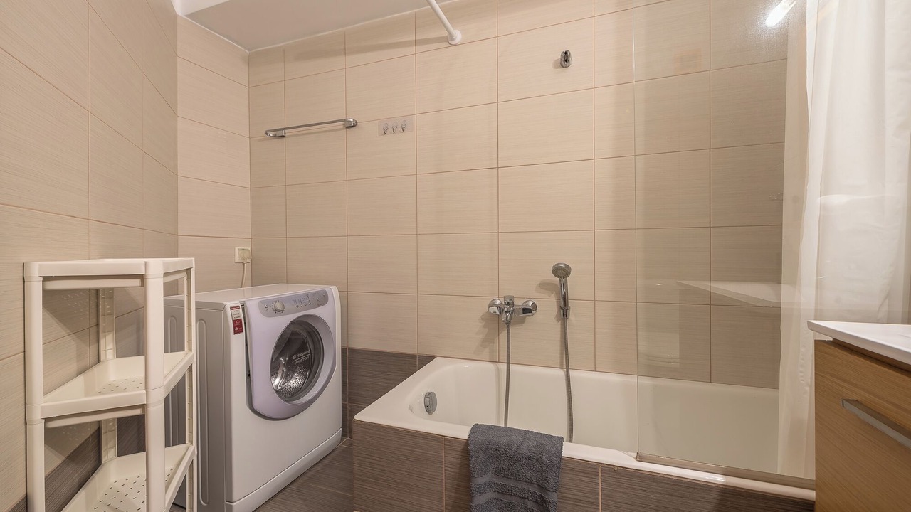 Photo of Bathroom in Kerameikos
