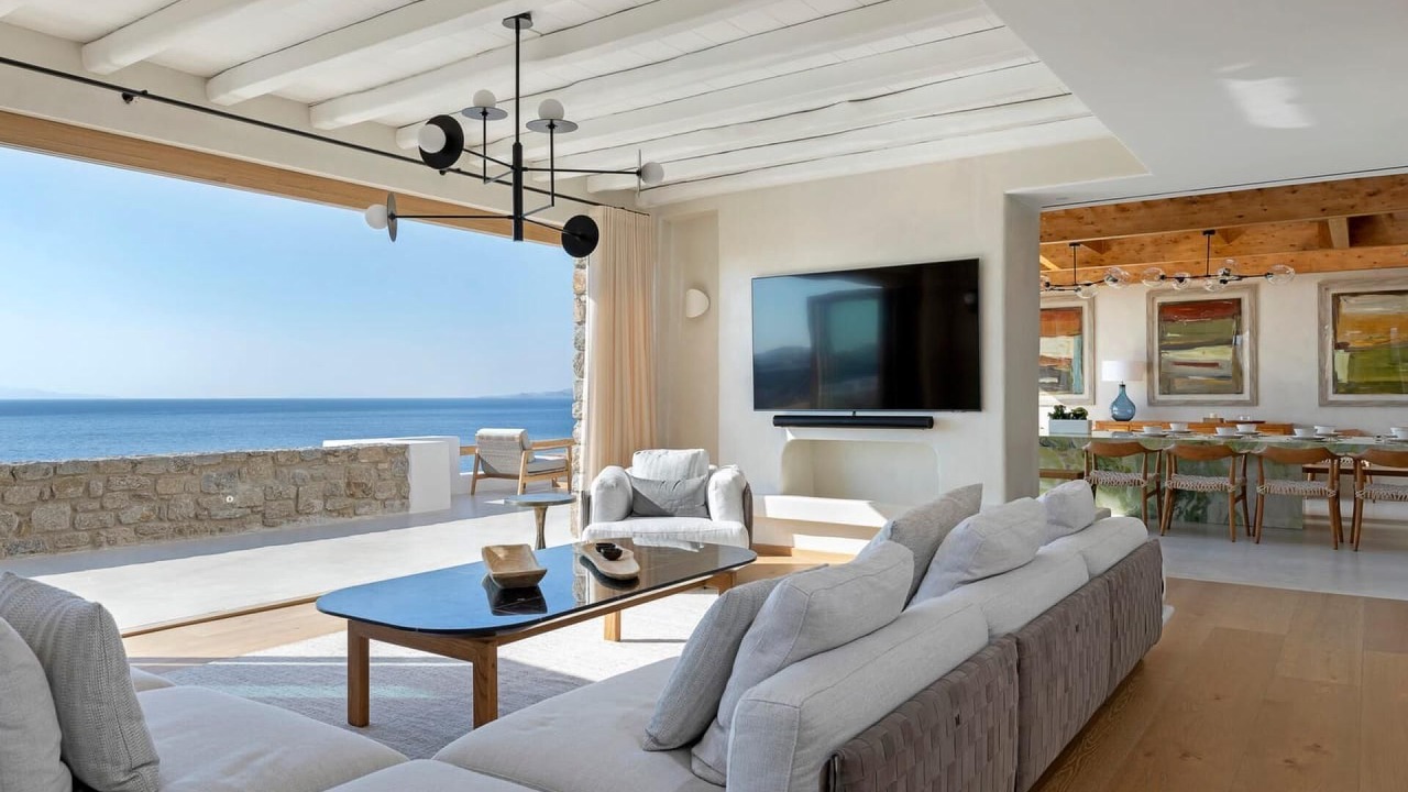 Photo of Livingroom in Agios Stefanos