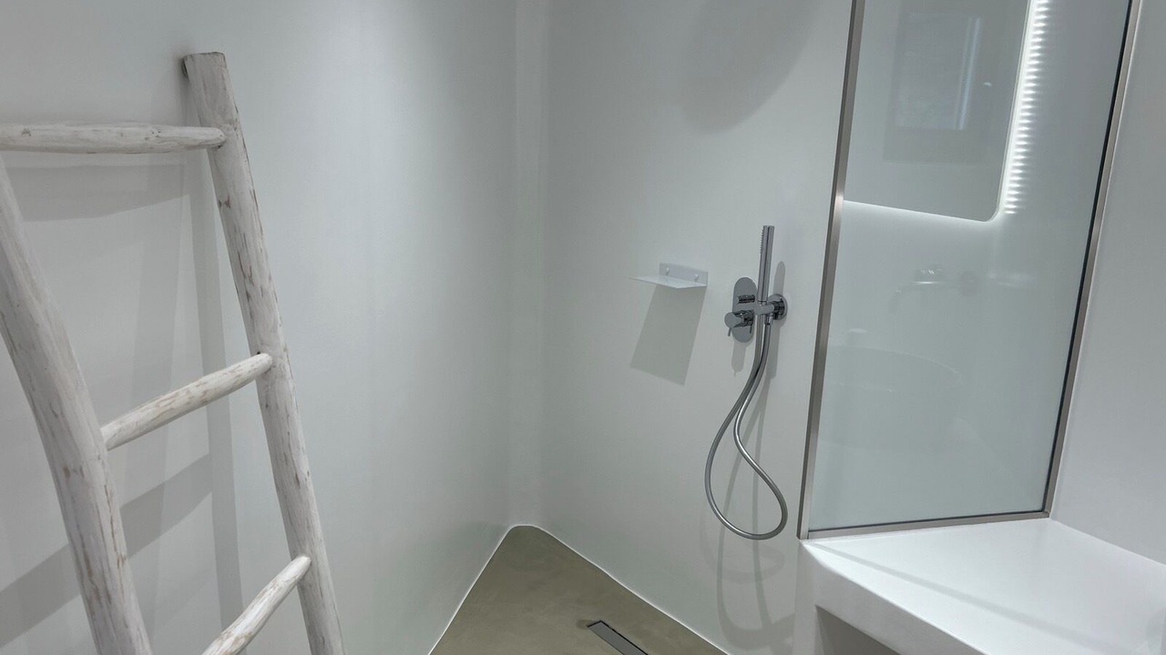 Photo of Bathroom in Chora Folegandros