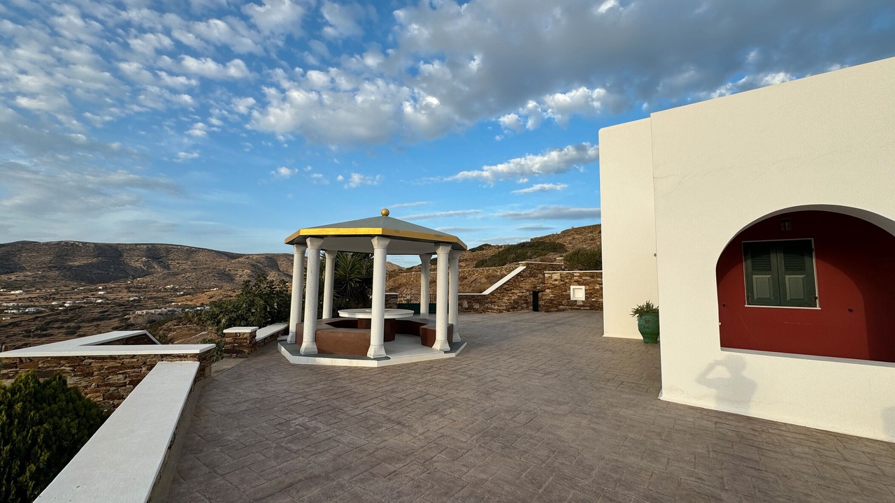 Photo of Patio Balcony in Ios