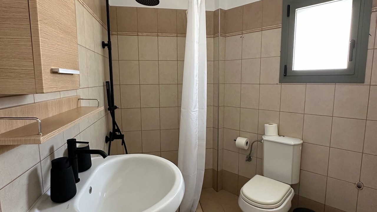 Photo of Bathroom in Ormos Korthiou