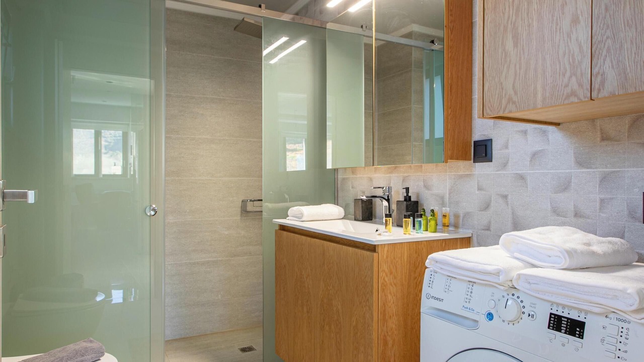 Photo of Bathroom in Vatolakkos