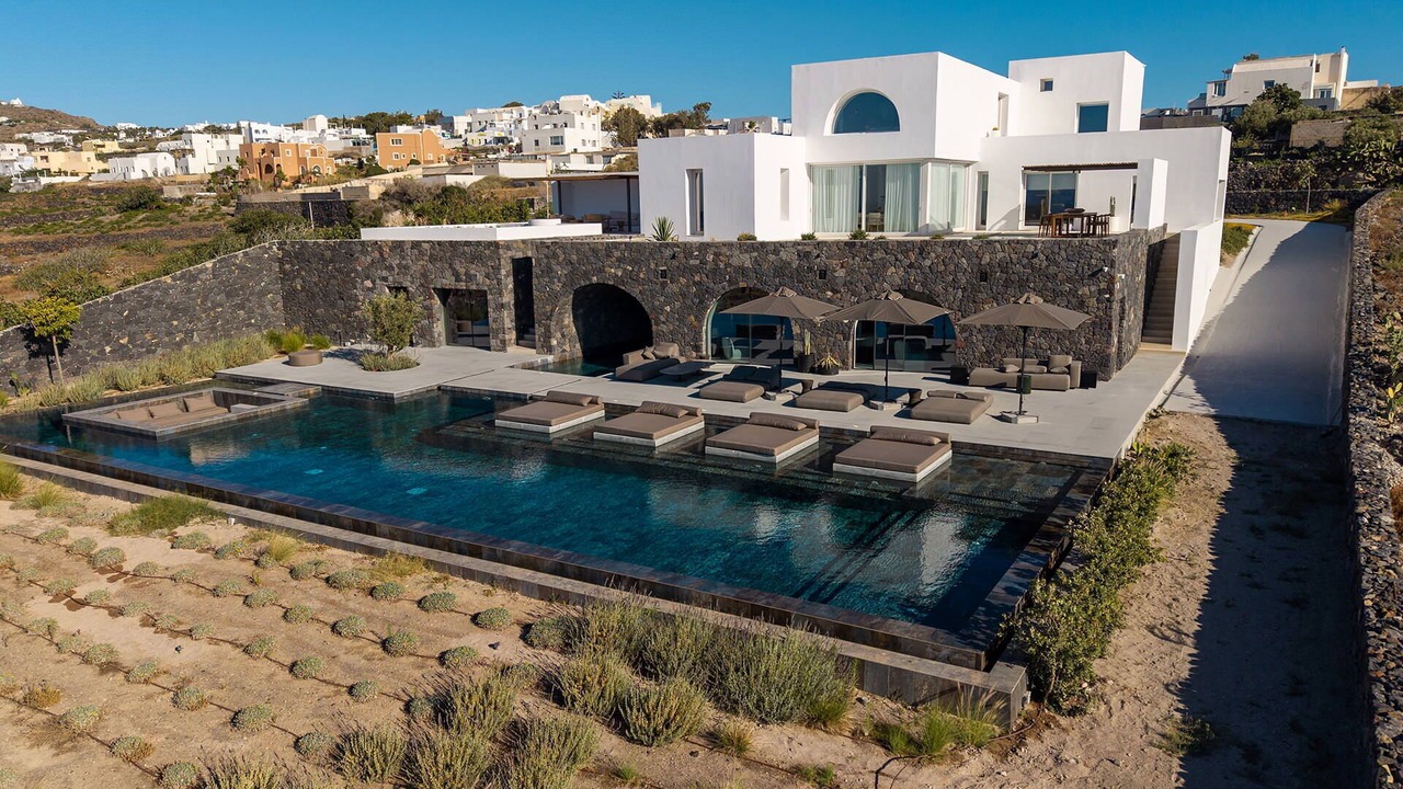 Photo of Others in Oia