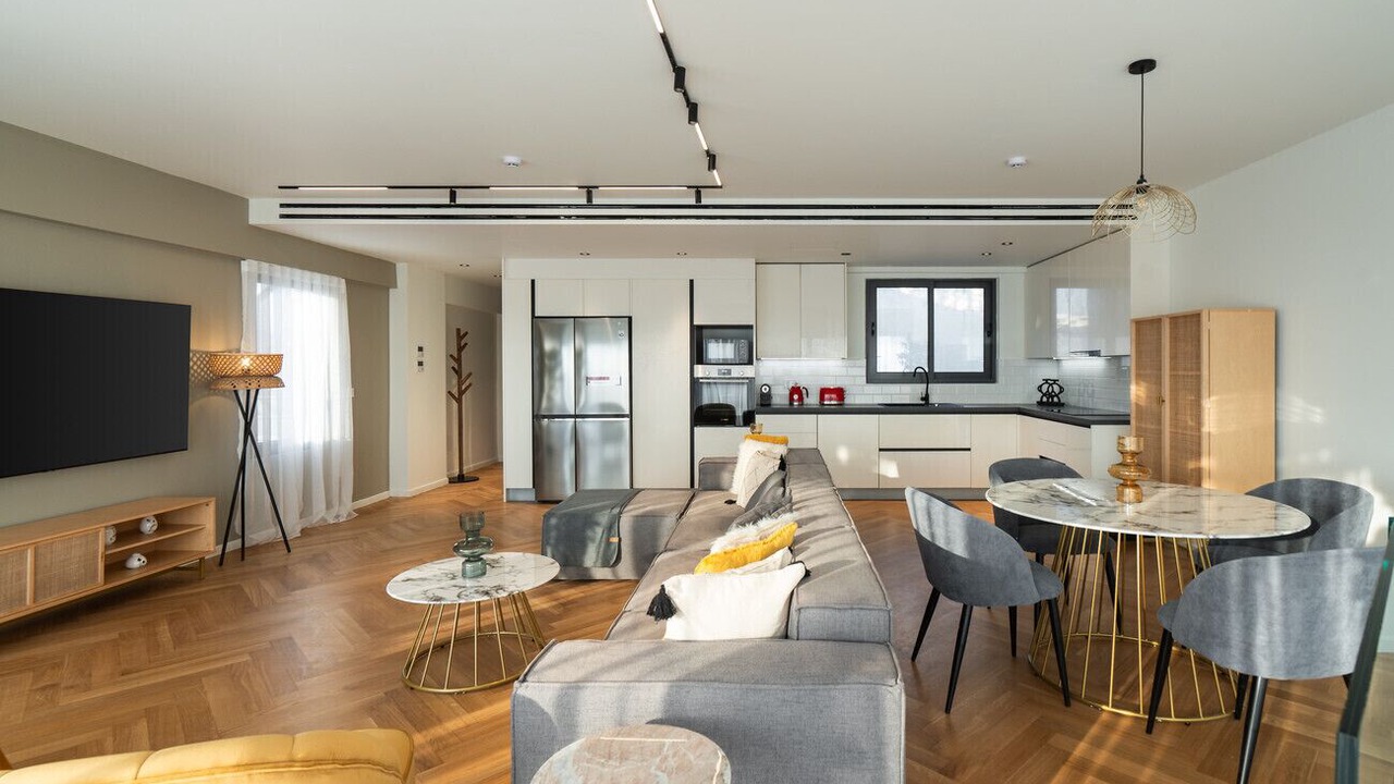 Photo of Livingroom in Psirri