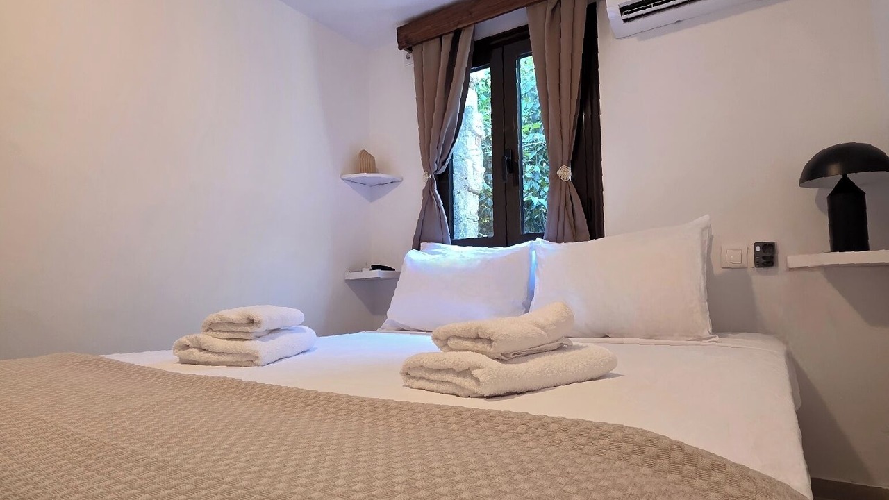 Photo of Bedroom in Rhodes Old Town