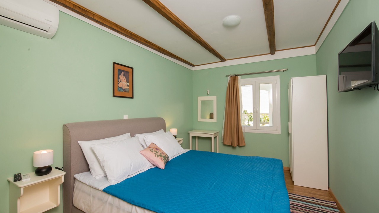 Photo of Bedroom in Sivros
