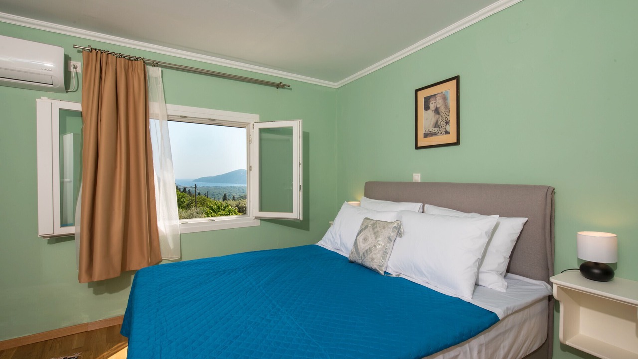 Photo of Bedroom in Sivros