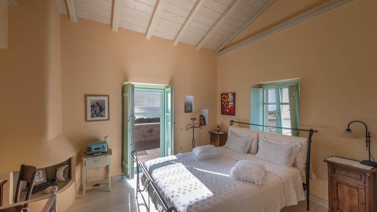 Photo of Bedroom in Omales