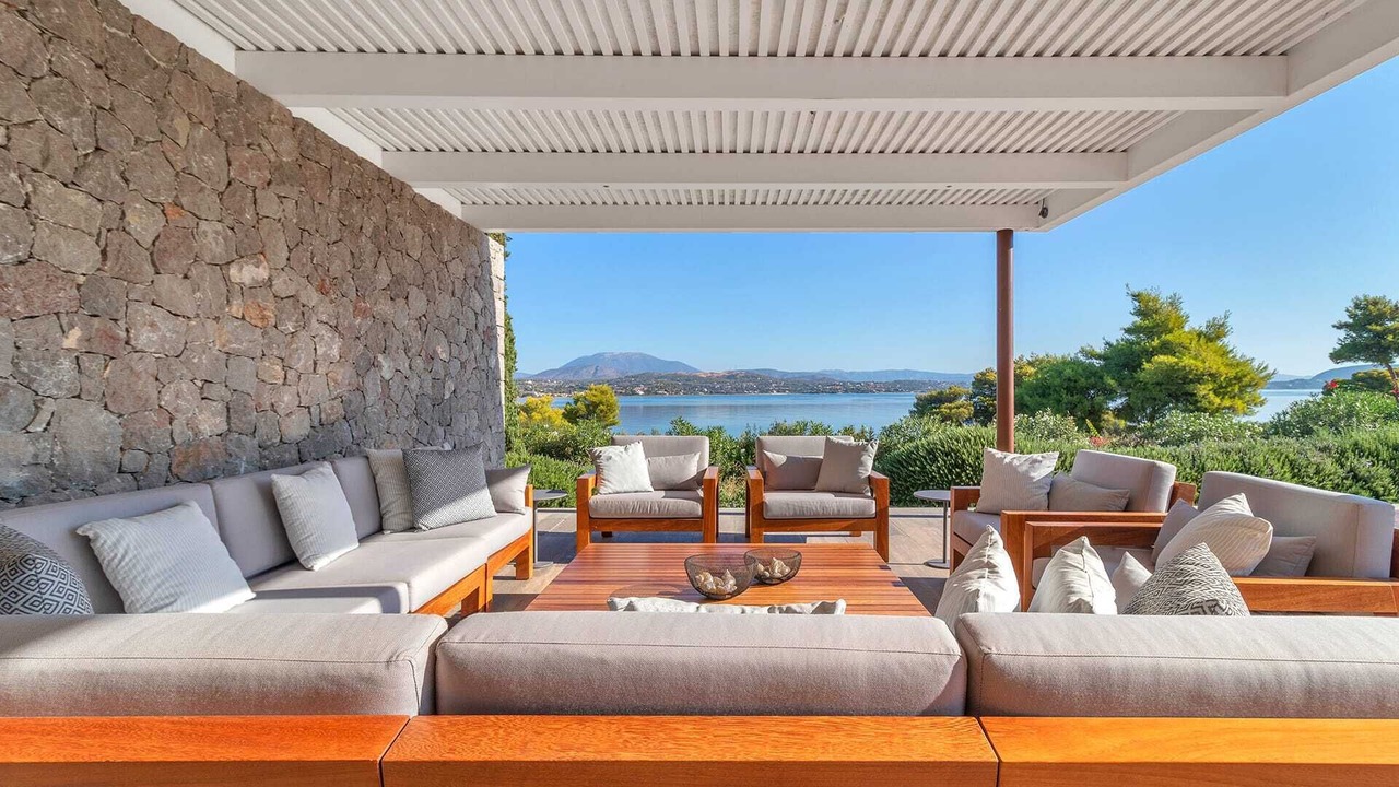Photo of Patio Balcony in Petrothalassa