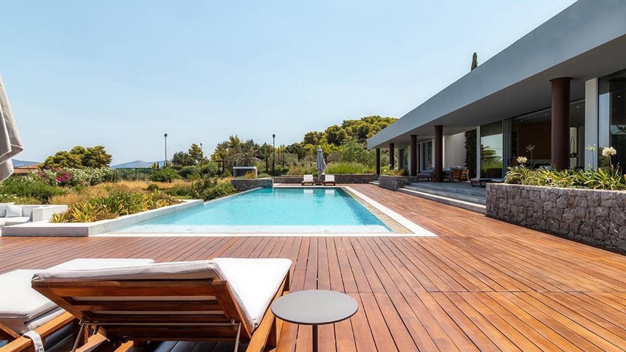 Photo of Outdoor in Petrothalassa
