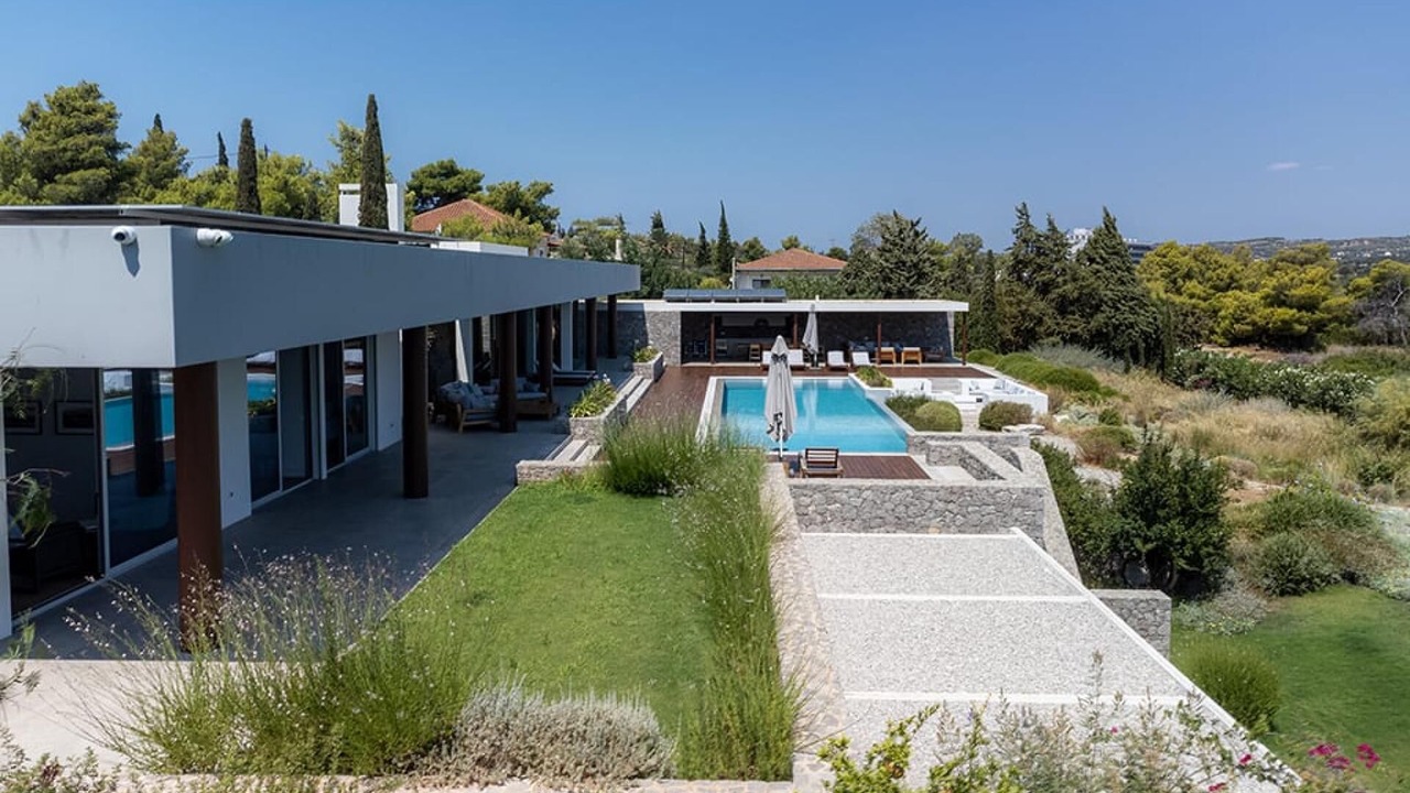 Photo of Outdoor in Petrothalassa