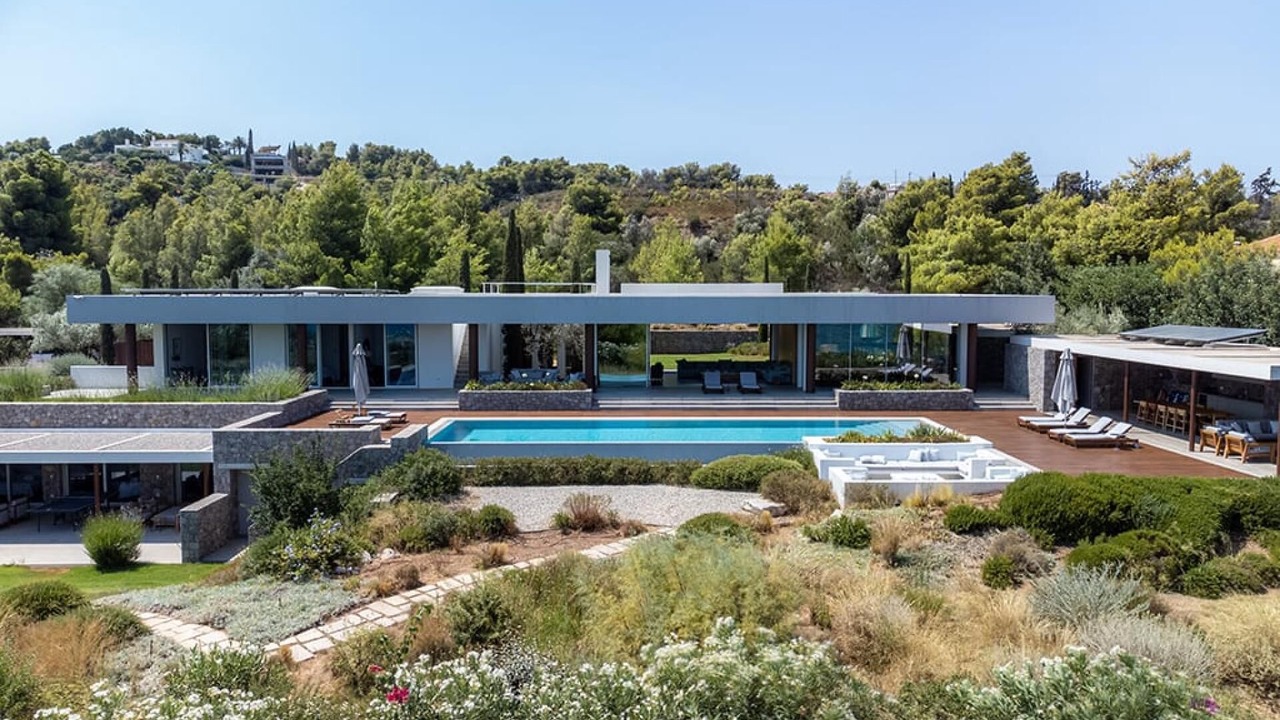 Photo of Outdoor in Petrothalassa