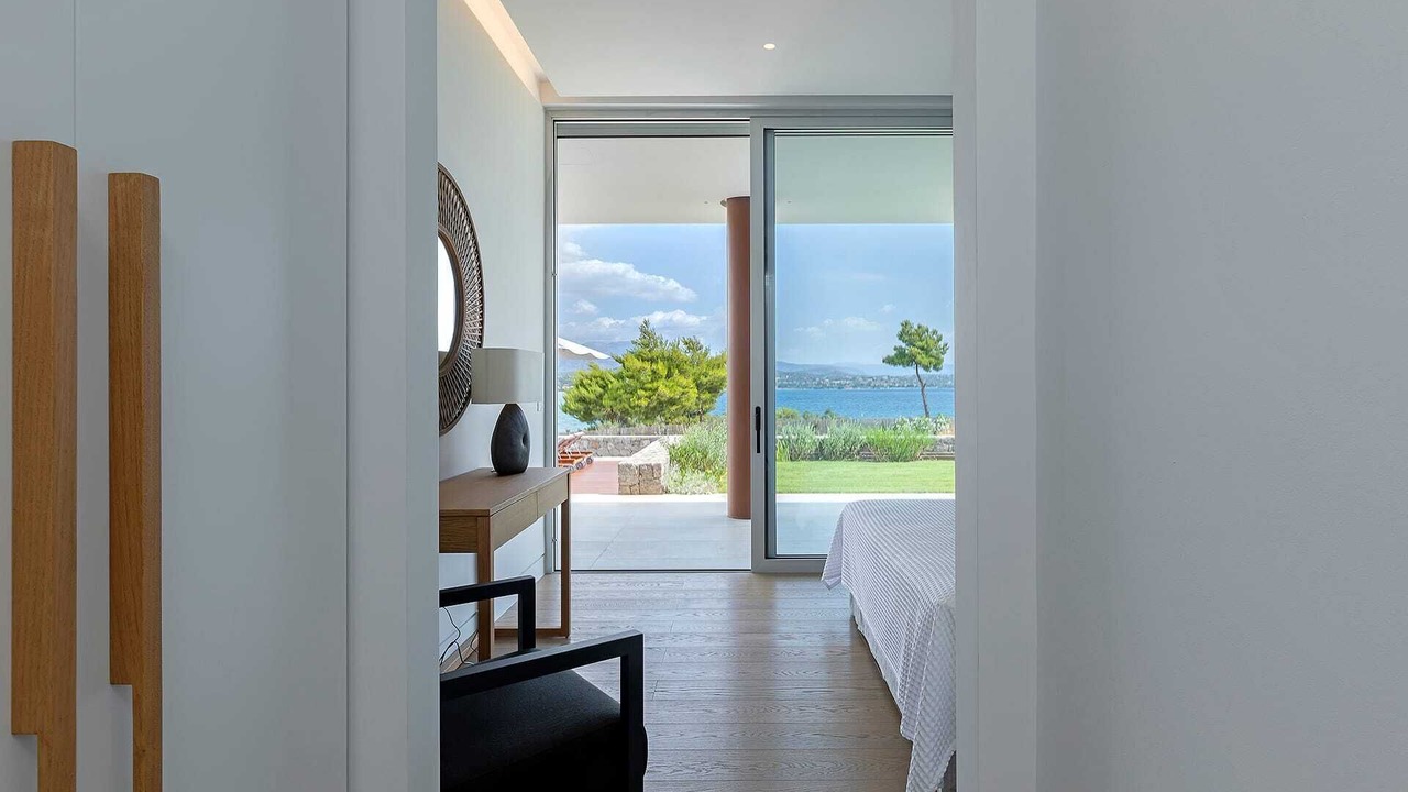 Photo of Bedroom in Petrothalassa